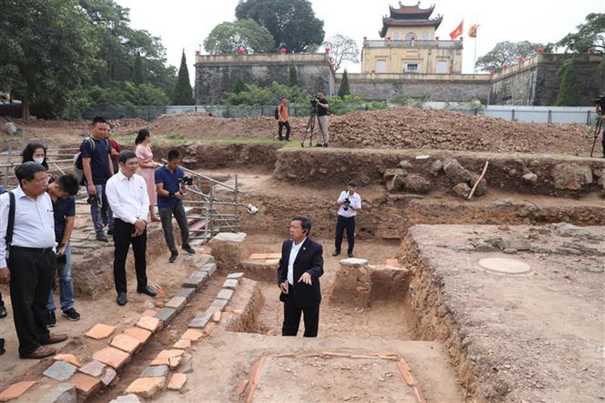 Bắt đầu lộ trình khôi phục không gian chính điện Kính Thiên - Ảnh 1. Bắt đầu lộ trình khôi phục không gian chính điện Kính Thiên - Ảnh 1.