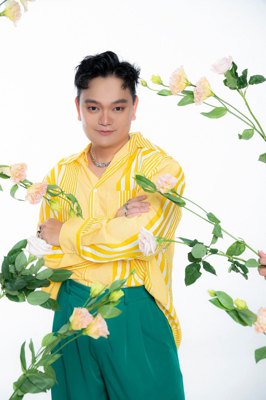 Trấn Thành khóc tức tưởi khi nhắc "hào quang rực rỡ", Trịnh Tú Trung: "Trong sạch chưa mà phán xét"? - Ảnh 3. Trấn Thành khóc tức tưởi khi nhắc "hào quang rực rỡ", Trịnh Tú Trung: "Trong sạch chưa mà phán xét"? - Ảnh 3.