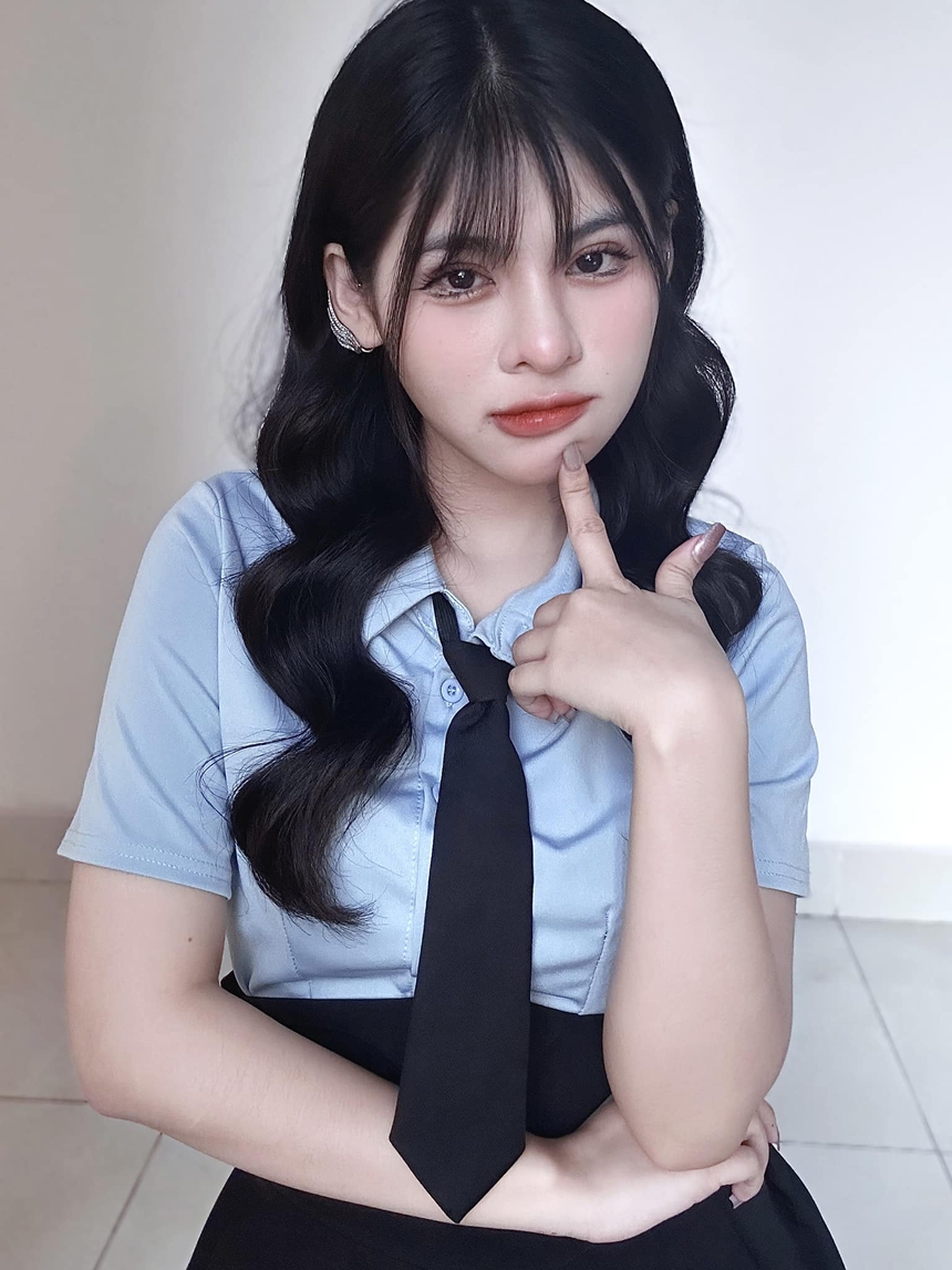 Nữ MC Liên Quân tiết lộ chuyện 'can thiệp dao kéo', tân trang nhan sắc - Ảnh 2. Nữ MC Liên Quân tiết lộ chuyện 'can thiệp dao kéo', tân trang nhan sắc - Ảnh 2.