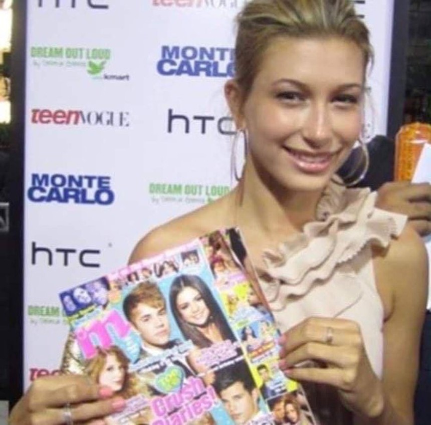 Hailey Bieber lên tiếng khi được Selena Gomez bảo vệ trước antifan, 'hòa bình' lặp lại chỉ bằng một hành động - Ảnh 6. Hailey Bieber lên tiếng khi được Selena Gomez bảo vệ trước antifan, 'hòa bình' lặp lại chỉ bằng một hành động - Ảnh 6.