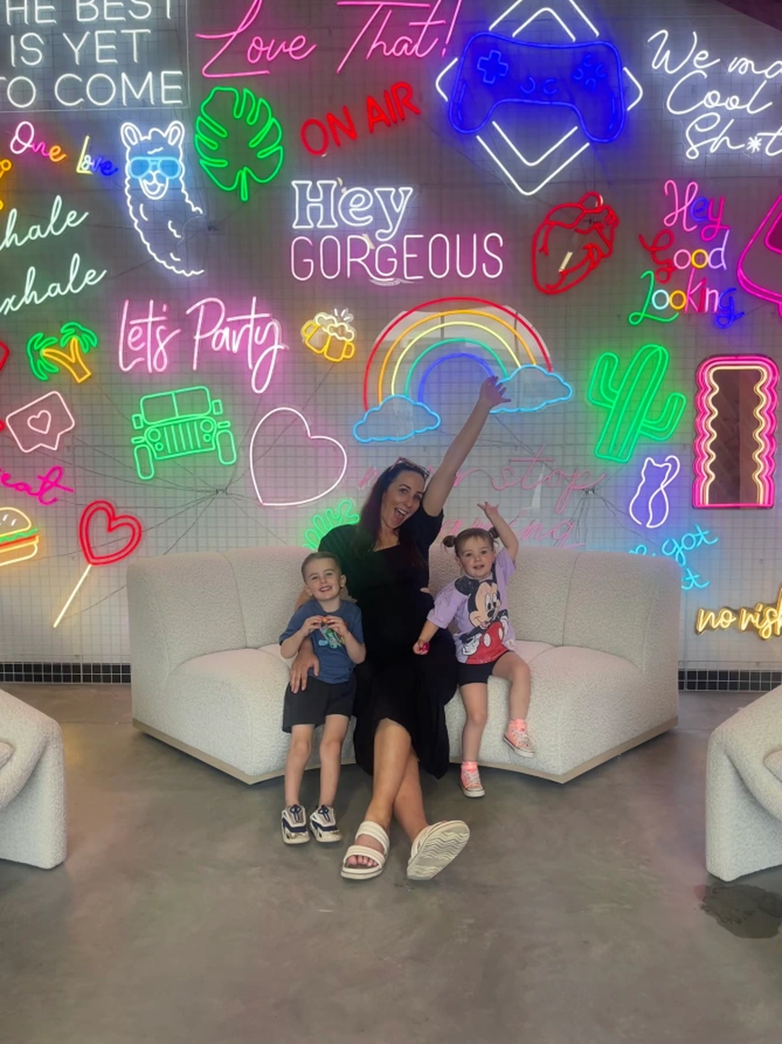 Mang 7 triệu khởi nghiệp thu hơn 250 tỷ đồng/năm: Người phụ nữ dựng “đế chế” kinh doanh hoành tráng nhờ 1 ý tưởng - Ảnh 2.