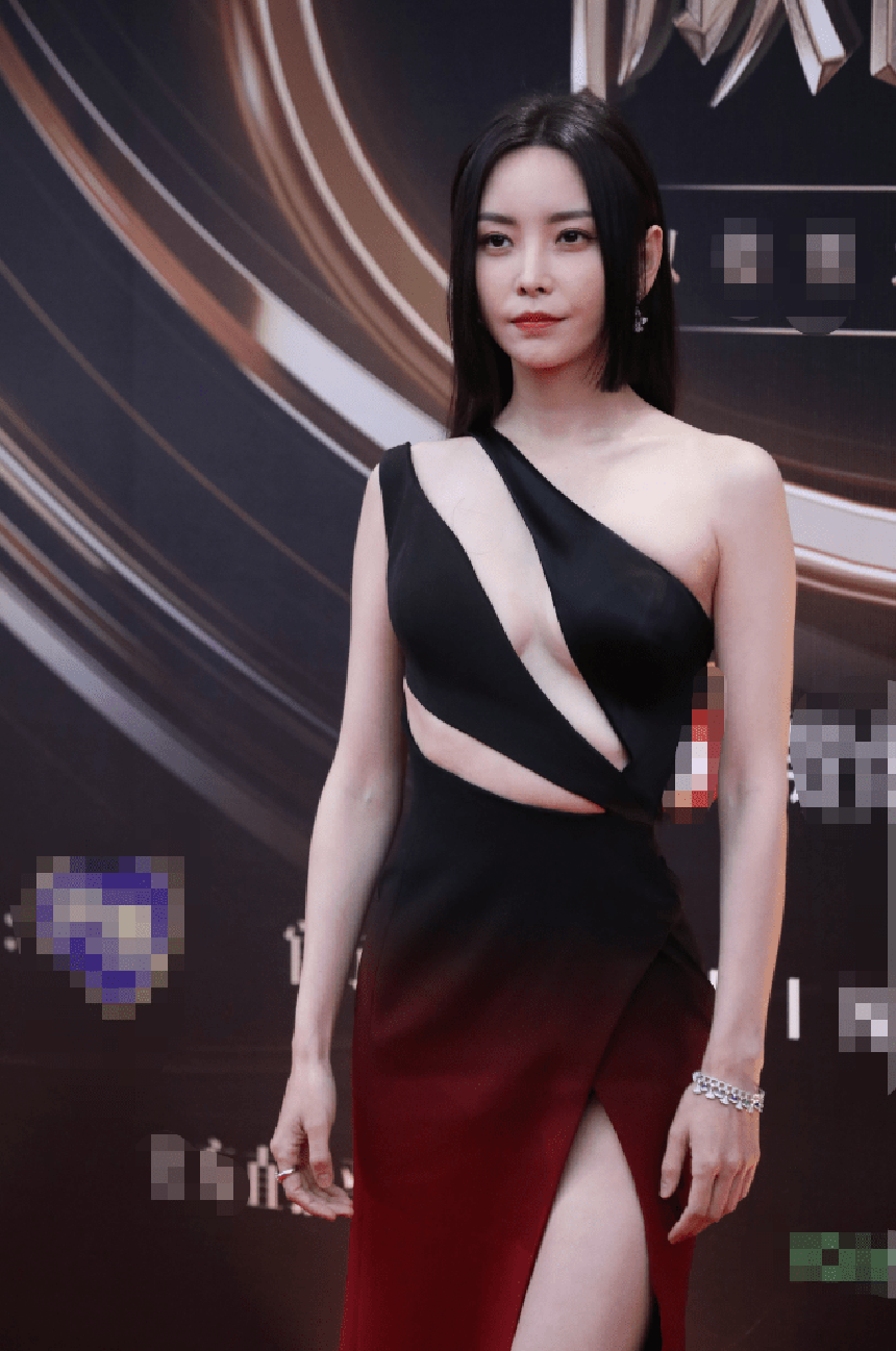 Đêm hội Weibo bất ngờ hủy livestream thảm đỏ, Ngu Thư Hân - Bạch Lộc cùng dàn sao khoe visual chất lượng cao qua ảnh chất lượng thấp - Ảnh 9.