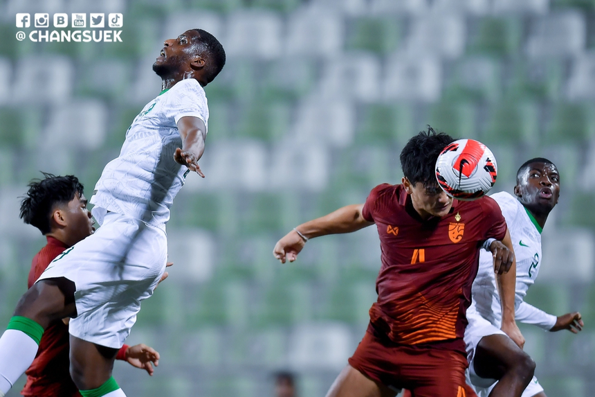 U23 Việt Nam đang tụt lại so với U23 Thái Lan - Ảnh 3. U23 Việt Nam đang tụt lại so với U23 Thái Lan - Ảnh 3.