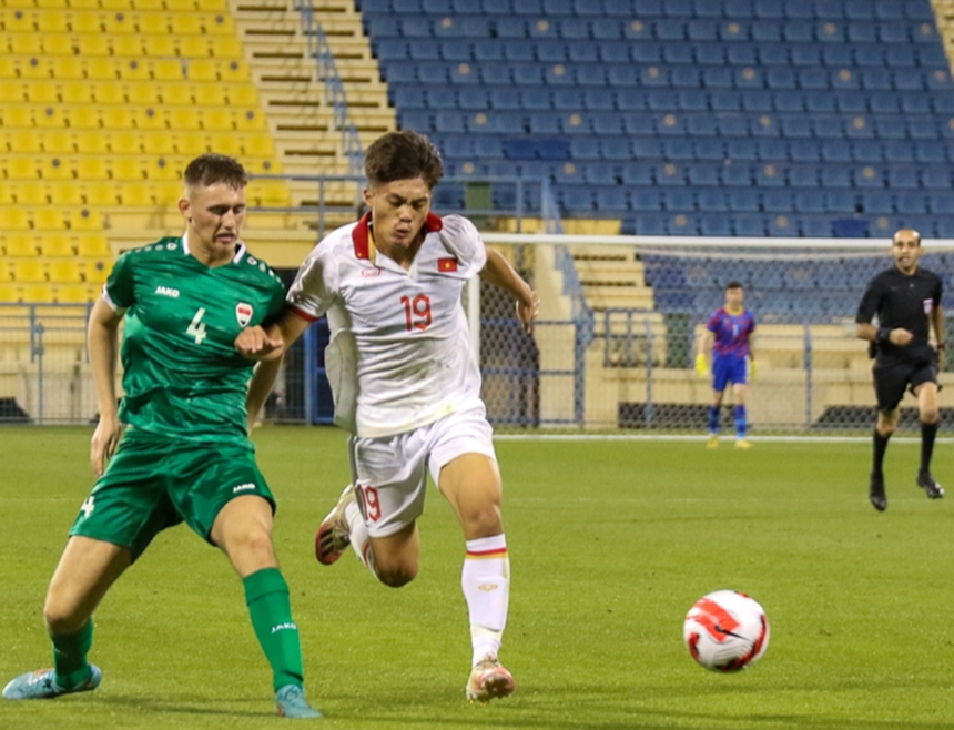 U23 Việt Nam đang tụt lại so với U23 Thái Lan - Ảnh 2. U23 Việt Nam đang tụt lại so với U23 Thái Lan - Ảnh 2.