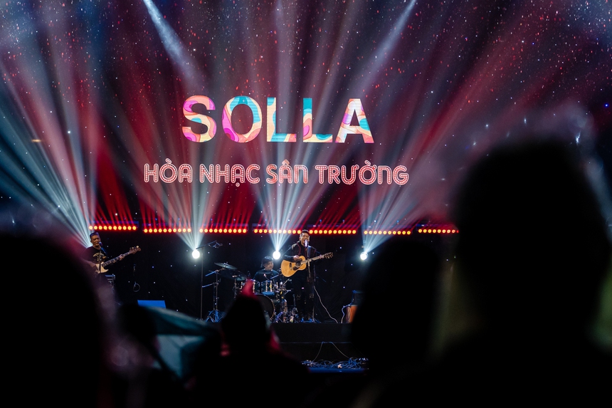 Sôi động đêm mở màn Hòa nhạc sân trường Solla Music  - Ảnh 4.
