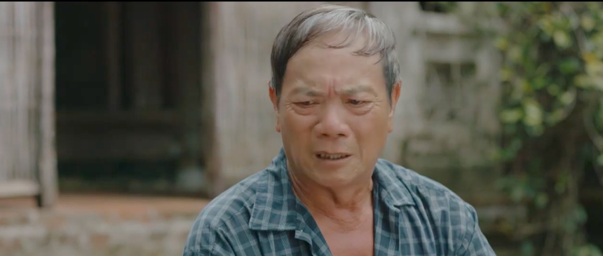 NSND Quốc Trị: Bố chồng khó tính ‘Dưới bóng cây hạnh phúc’, tình duyên lận đận 'ám' từ phim vào đời thực - Ảnh 2.