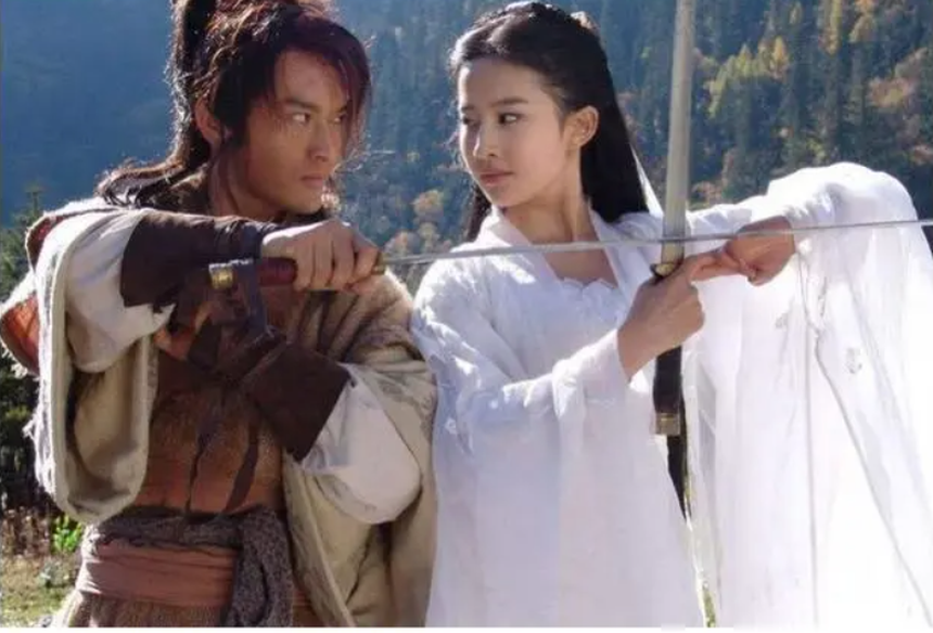 Hoàng Dung giao đấu với Tiểu Long Nữ, ai mạnh hơn: Câu trả lời quá rõ ràng nhưng không một ai tin - Ảnh 4. Hoàng Dung giao đấu với Tiểu Long Nữ, ai mạnh hơn: Câu trả lời quá rõ ràng nhưng không một ai tin - Ảnh 4.