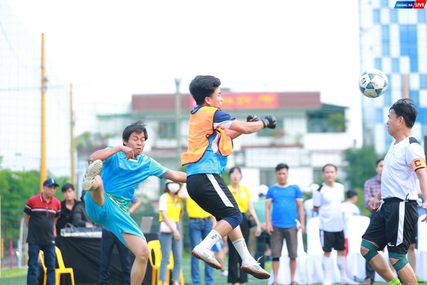 Giải bóng đá tranh cúp "Các Ban Quản lý dự án TP Đà Nẵng": Tất cả chúng ta đều chiến thắng! - Ảnh 4.