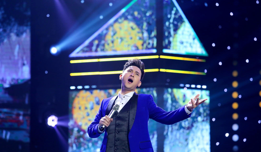 Ca sĩ Nguyên Vũ: "Góp ý phê bình để khán giả không nghĩ chúng ta bầy đàn bao che bênh vực nhau" - Ảnh 4. Ca sĩ Nguyên Vũ: "Góp ý phê bình để khán giả không nghĩ chúng ta bầy đàn bao che bênh vực nhau" - Ảnh 4.