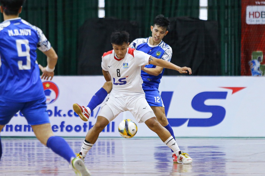 Người hùng futsal Việt Nam bị phạt nặng - Ảnh 3. Người hùng futsal Việt Nam bị phạt nặng - Ảnh 3.