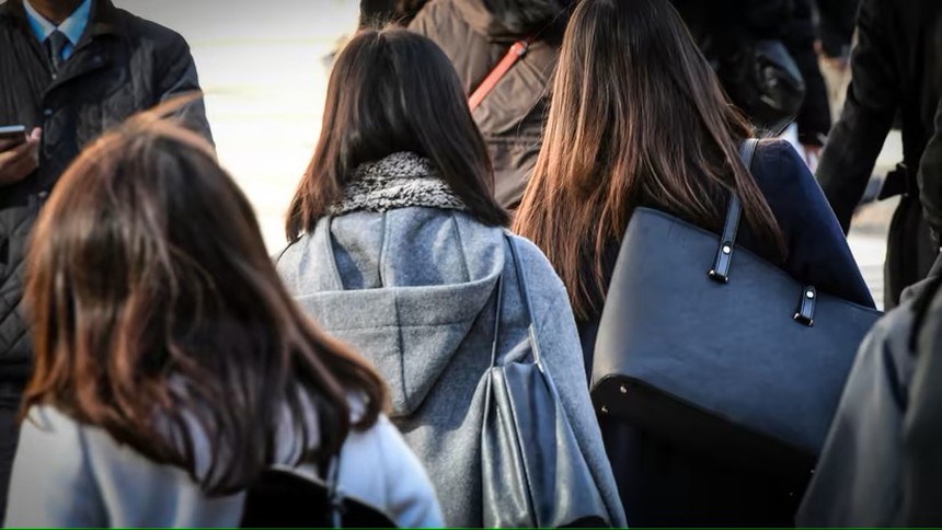 30 năm bôn ba đó đây làm đủ mọi nghề, tôi rút ra 11 bài học "xương máu", biết càng sớm càng tránh được bầm dập - Ảnh 2.