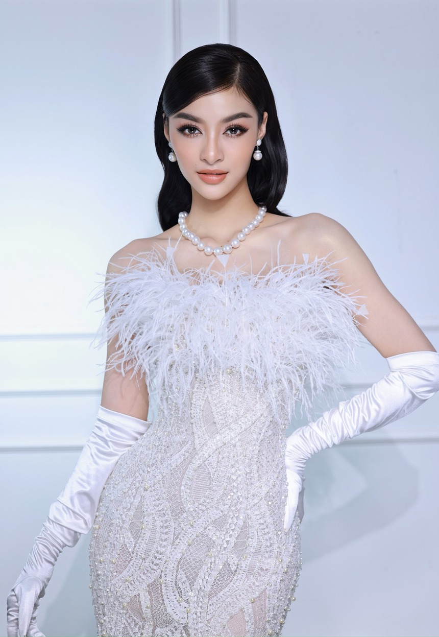 Hoa hậu Lương Thùy Linh làm MC, Noo Phước Thịnh - Myra Trần khuấy đảo Giải Cống hiến  - Ảnh 4.