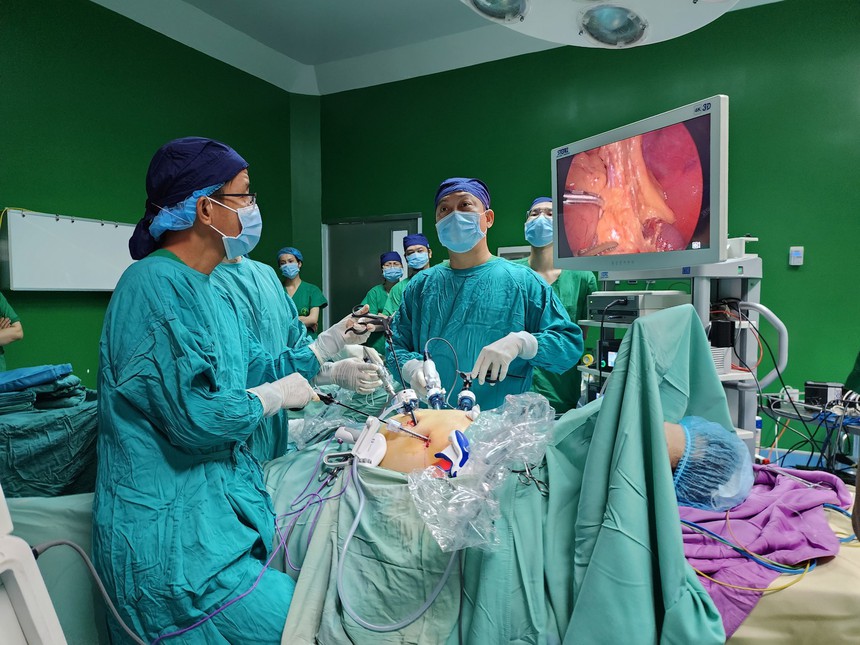 5 dấu hiệu cảnh báo ung thư dạ dày, có 1 cần phải đi khám sớm - Ảnh 1.