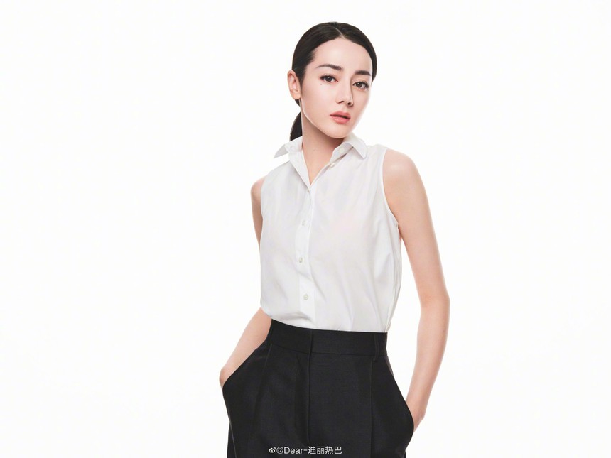 Địch Lệ Nhiệt Ba trung thành với phong cách 'ngự tỷ': Đẹp nhưng nhàm! - Ảnh 7.