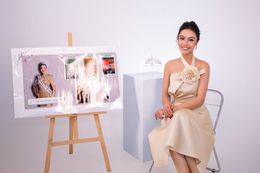 Á hậu Thuỷ Tiên tiết lộ với MC Phúc Ngân: "Tường San đi thi Hoa hậu khi mới chuyển giới được 1 tuần" - Ảnh 2. Á hậu Thuỷ Tiên tiết lộ với MC Phúc Ngân: "Tường San đi thi Hoa hậu khi mới chuyển giới được 1 tuần" - Ảnh 2.