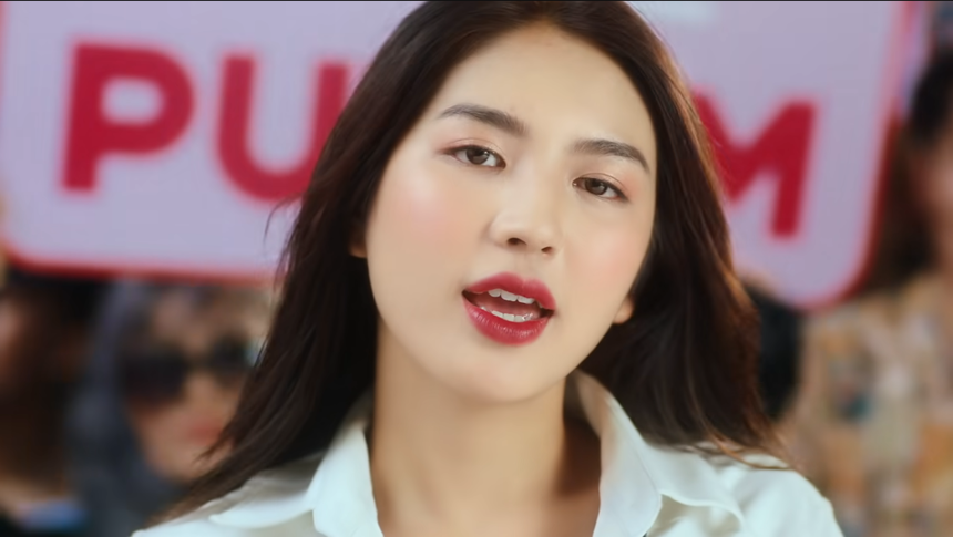 Nhan sắc ngoài đời vạn người mê của cô gái xuất hiện trong MV ‘cà khịa game sơn súng tăng dame’ - Ảnh 3. Nhan sắc ngoài đời vạn người mê của cô gái xuất hiện trong MV ‘cà khịa game sơn súng tăng dame’ - Ảnh 3.