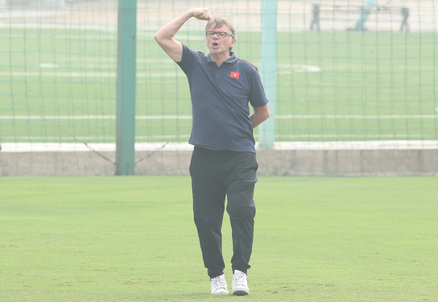 U23 Việt Nam: Quẳng gánh lo đi mà đá! - Ảnh 2.