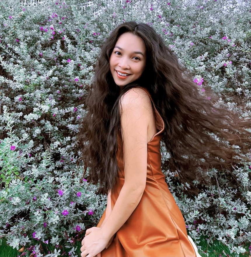 'Nữ ca sĩ nhí' song ca với Như Quỳnh: Làm mẹ đơn thân ở tuổi 21, tìm ra 'cô bé dân ca' đình đám và nhan sắc bị thời gian bỏ quên! - Ảnh 15.