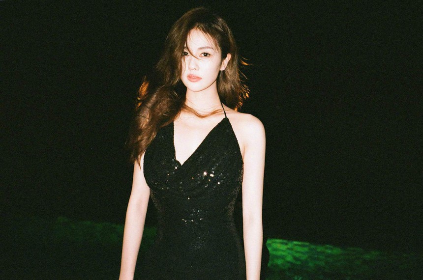 Bạch Lộc đẹp hút hồn trong bộ ảnh mới, fan mong chờ phim lên sóng - Ảnh 2. Bạch Lộc đẹp hút hồn trong bộ ảnh mới, fan mong chờ phim lên sóng - Ảnh 2.