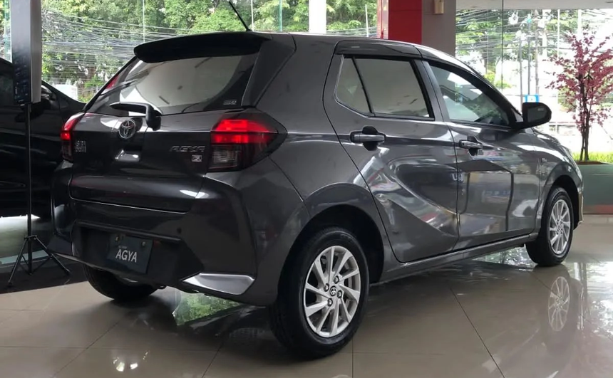 Đại lý ồ ạt nhận cọc Toyota Wigo 2023: Giá dự kiến mới từ 370 triệu, ra mắt tháng 5, đối thủ mạnh cho i10 và Morning - Ảnh 3.