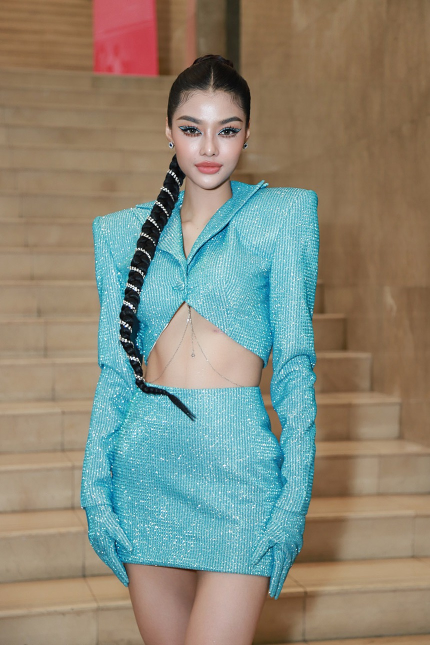 Dàn Hoa - Á hậu đình đám quy tụ: Thanh Thủy thăng hạng rõ rệt hậu "dao kéo", "thần tiên tỷ tỷ thế hệ mới" lần này hơi "xu" - Ảnh 3.