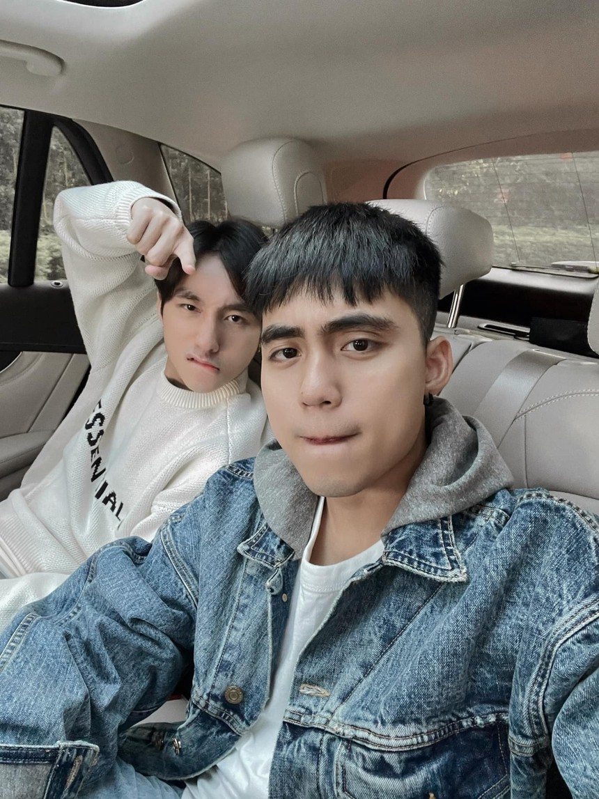 MONO mặt sượng trân khi diễn ở Úc mà khán giả toàn hô tên Sơn Tùng? - Ảnh 4. MONO mặt sượng trân khi diễn ở Úc mà khán giả toàn hô tên Sơn Tùng? - Ảnh 4.