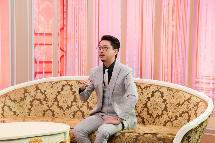 Hứa Minh Đạt: "Vợ lúc nào cũng muốn mình tốt nên khuyên bảo, mình làm theo thì bị nói là sợ vợ" - Ảnh 2.