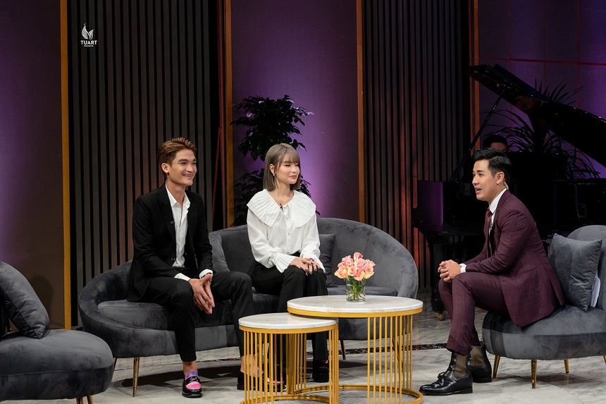 Mạc Văn Khoa: Từ bốc gạch, phục vụ tiệc cưới, suýt đi xuất khẩu lao động tới... nam chính 'siêu lừa' - Ảnh 1.