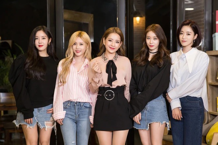 Khi mỹ nhân Việt đứng cạnh nhan sắc Hoa - Hàn: Chi Pu chỉ lép vế đúng một người, Kỳ Duyên "chặt đẹp" mỹ nhân không tuổi của Kbiz - Ảnh 6.