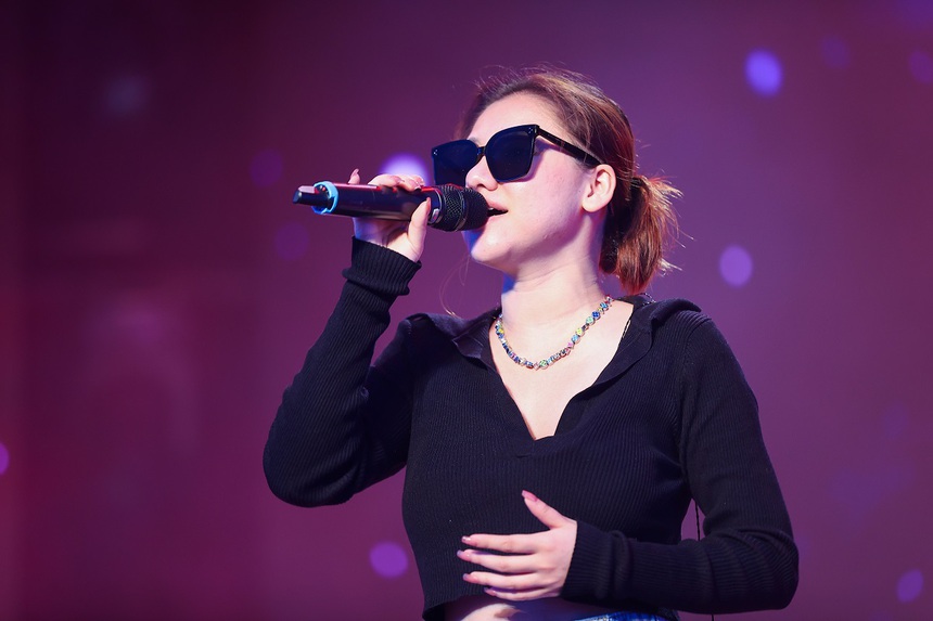 Myra Trần, Đinh Mạnh Ninh, Amee... và dàn nghệ sĩ khẩn trương tổng duyệt cho đêm trao giải Cống Hiến 2023 - Ảnh 5.