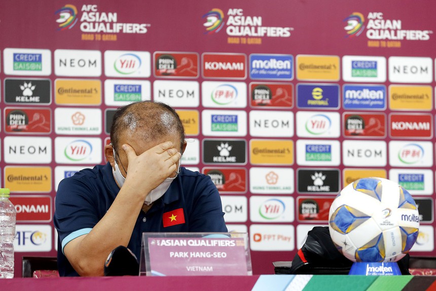 Gửi 'đề nghị khó' đến V.League, cuối cùng HLV Troussier đã hiểu được nỗi lòng của thầy Park - Ảnh 3. Gửi 'đề nghị khó' đến V.League, cuối cùng HLV Troussier đã hiểu được nỗi lòng của thầy Park - Ảnh 3.