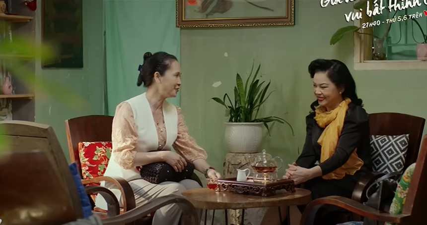 'Gia đình mình vui bất thình lình' tập 7: Trận cầu kịch tính giữa 2 gia tộc bùng nổ - Ảnh 7.