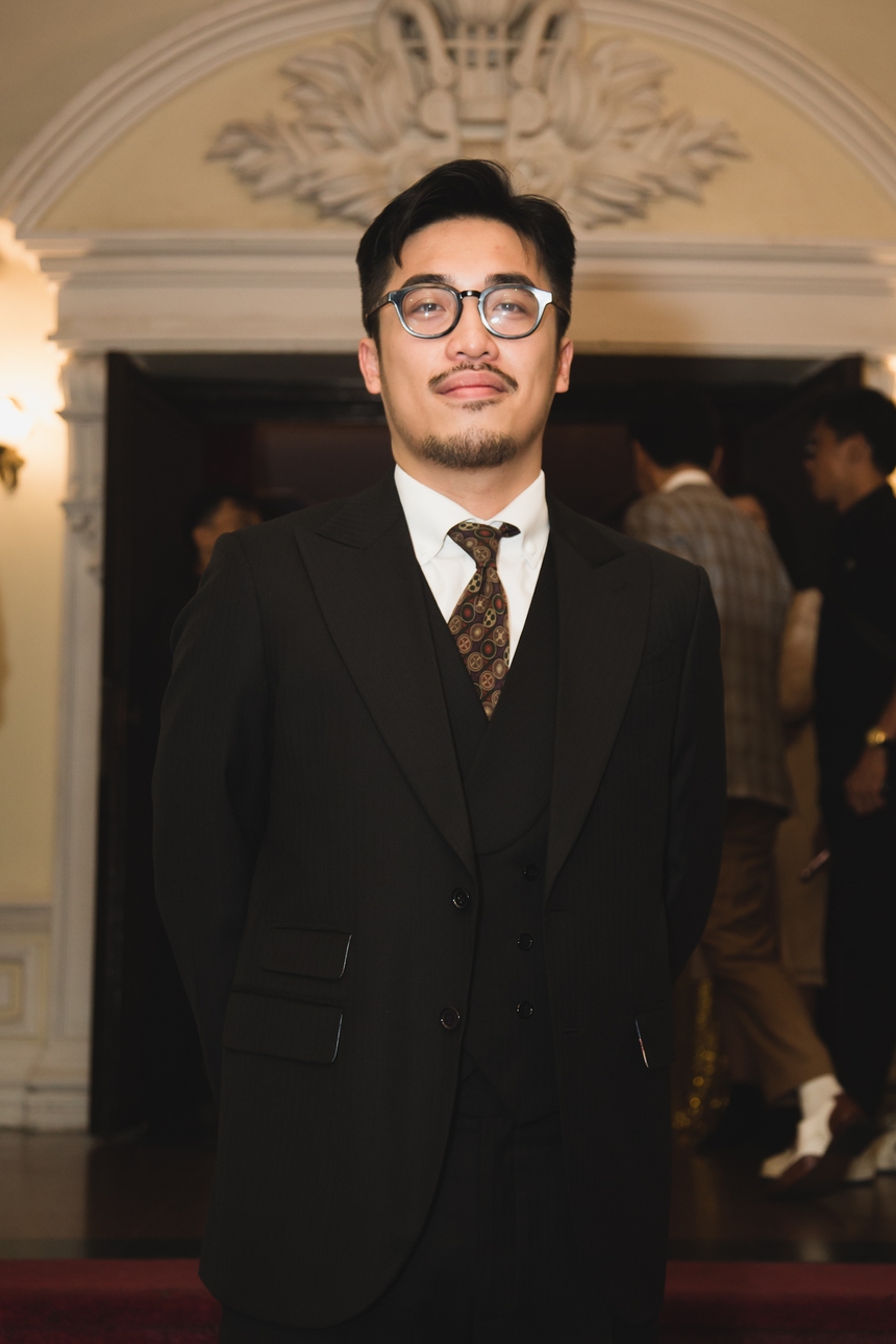 Tóc Tiên diện 'cây vàng' chiếm spotlight, Khổng Tú Quỳnh 'đại chiến' dàn hậu đình đám và Vũ. điển trai đổ bộ thảm đỏ hot nhất ngày - Ảnh 7. Tóc Tiên diện 'cây vàng' chiếm spotlight, Khổng Tú Quỳnh 'đại chiến' dàn hậu đình đám và Vũ. điển trai đổ bộ thảm đỏ hot nhất ngày - Ảnh 7.