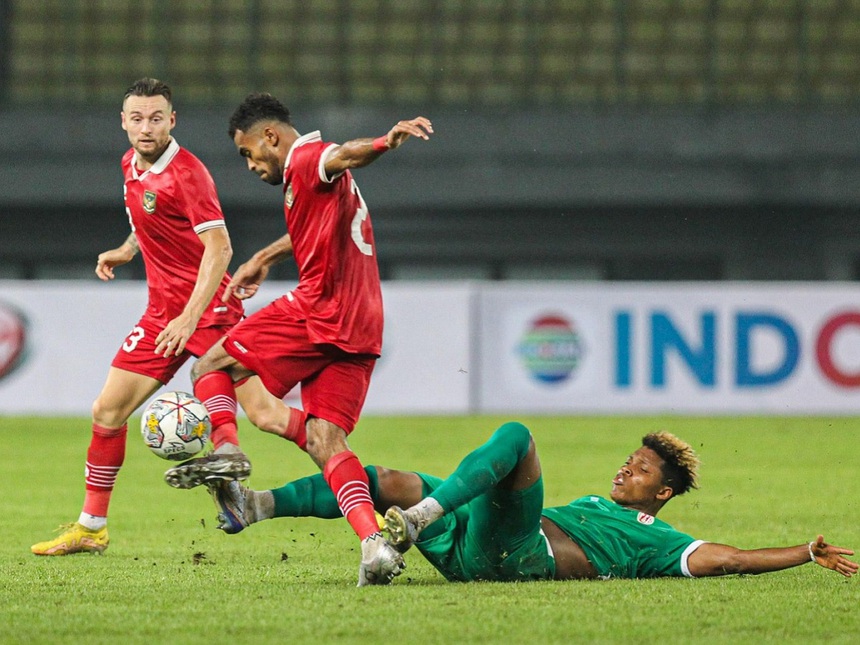 Bóng đá Indonesia có thể nhận 9 án phạt cực nặng sau khi bị FIFA tước quyền đăng cai U20 World Cup - Ảnh 3. Bóng đá Indonesia có thể nhận 9 án phạt cực nặng sau khi bị FIFA tước quyền đăng cai U20 World Cup - Ảnh 3.