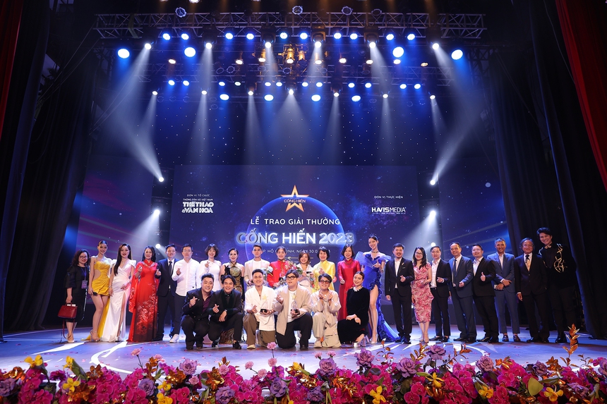 Tôn vinh vẻ đẹp 'mạnh như thể thao, đẹp như văn hóa' tại Lễ trao giải Cống hiến 2023 - Ảnh 7.