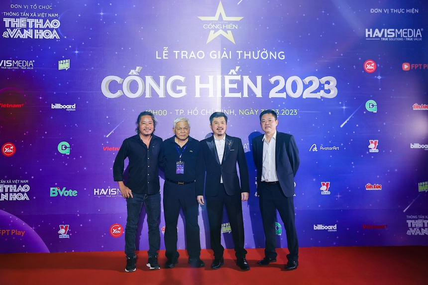 Ban tổ chức giải Cống hiến: Thảm đỏ không hề có sự lộn xộn - Ảnh 2.