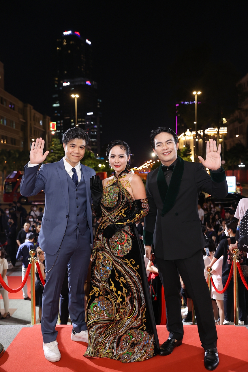 Ban tổ chức giải Cống hiến: Thảm đỏ không hề có sự lộn xộn - Ảnh 10.