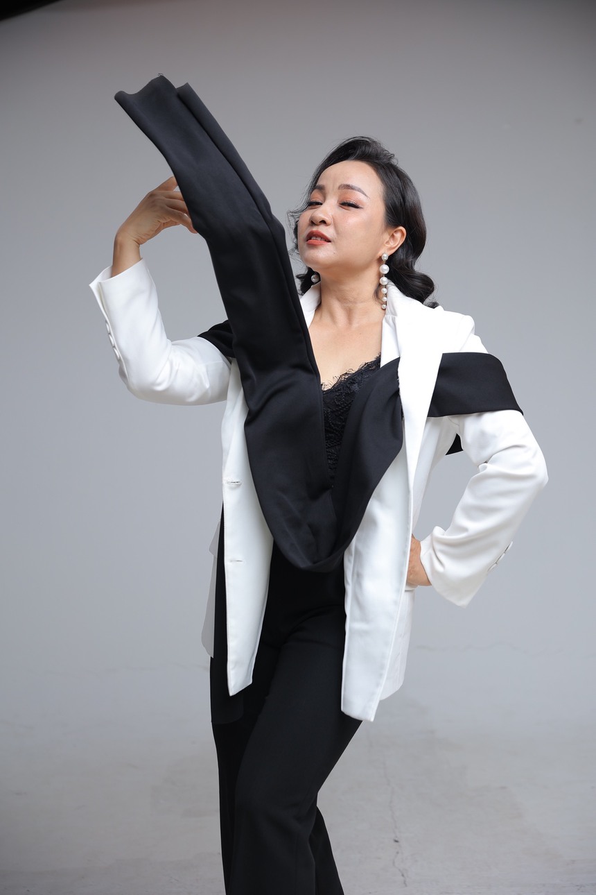 NSƯT Nguyễn Quỳnh Lan: Truyền lửa cho các tài năng làng múa - Ảnh 1.