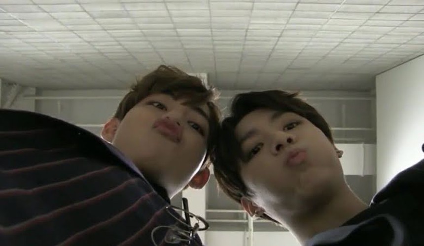 Những bức ảnh "gây lú" nhất Kpop: Đến fan ruột cũng không thể phân biệt Yoona - Krystal, Jimin hay Jungkook? - Ảnh 6.