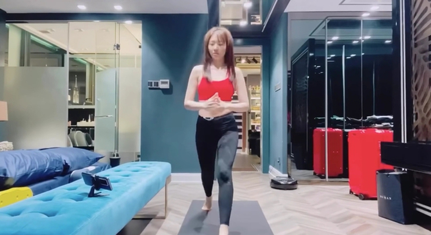 Những hình ảnh hiếm hoi trong cơ ngơi bạc tỷ của Trấn Thành và Hari Won: Thiết kế cực sang trọng, đúng với mong muốn yêu thích sự riêng tư - Ảnh 3.