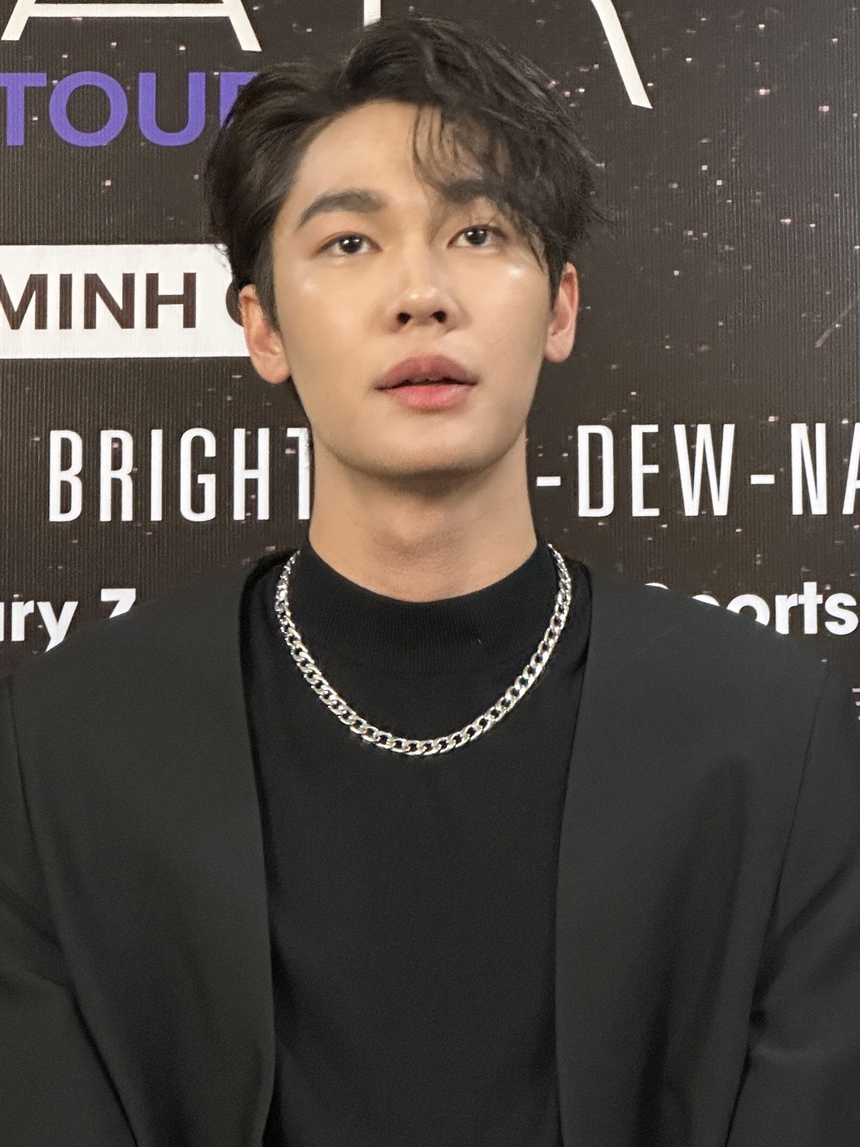 Cận cảnh nhan sắc hủy diệt camera thường của dàn sao F4 Thái Lan trước thềm fan meeting - Ảnh 2.