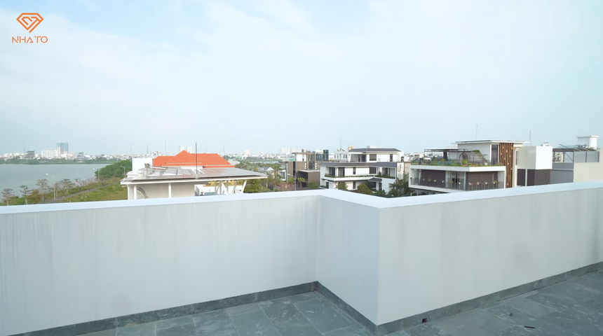 Căn siêu biệt thự trên mảnh đất 700m2: Đèn chùm bằng pha lê mạ vàng 24k, phòng ngủ cho con trai 3 tuổi rộng gần 80m2 - Ảnh 24.