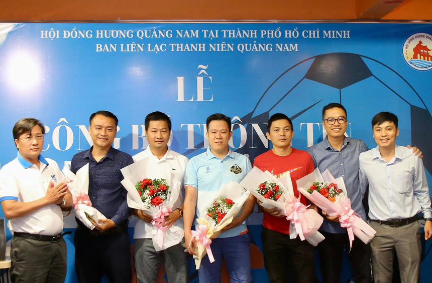 Dàn "sao" tụ hội ở giải "phủi" tại TPHCM - Ảnh 1.