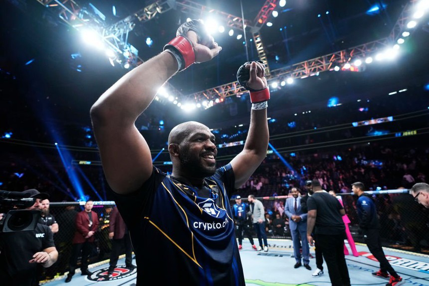 Giành đai hạng nặng UFC, Jon Jones khẳng định vị thế của võ sĩ MMA vĩ đại nhất lịch sử - Ảnh 4. Giành đai hạng nặng UFC, Jon Jones khẳng định vị thế của võ sĩ MMA vĩ đại nhất lịch sử - Ảnh 4.