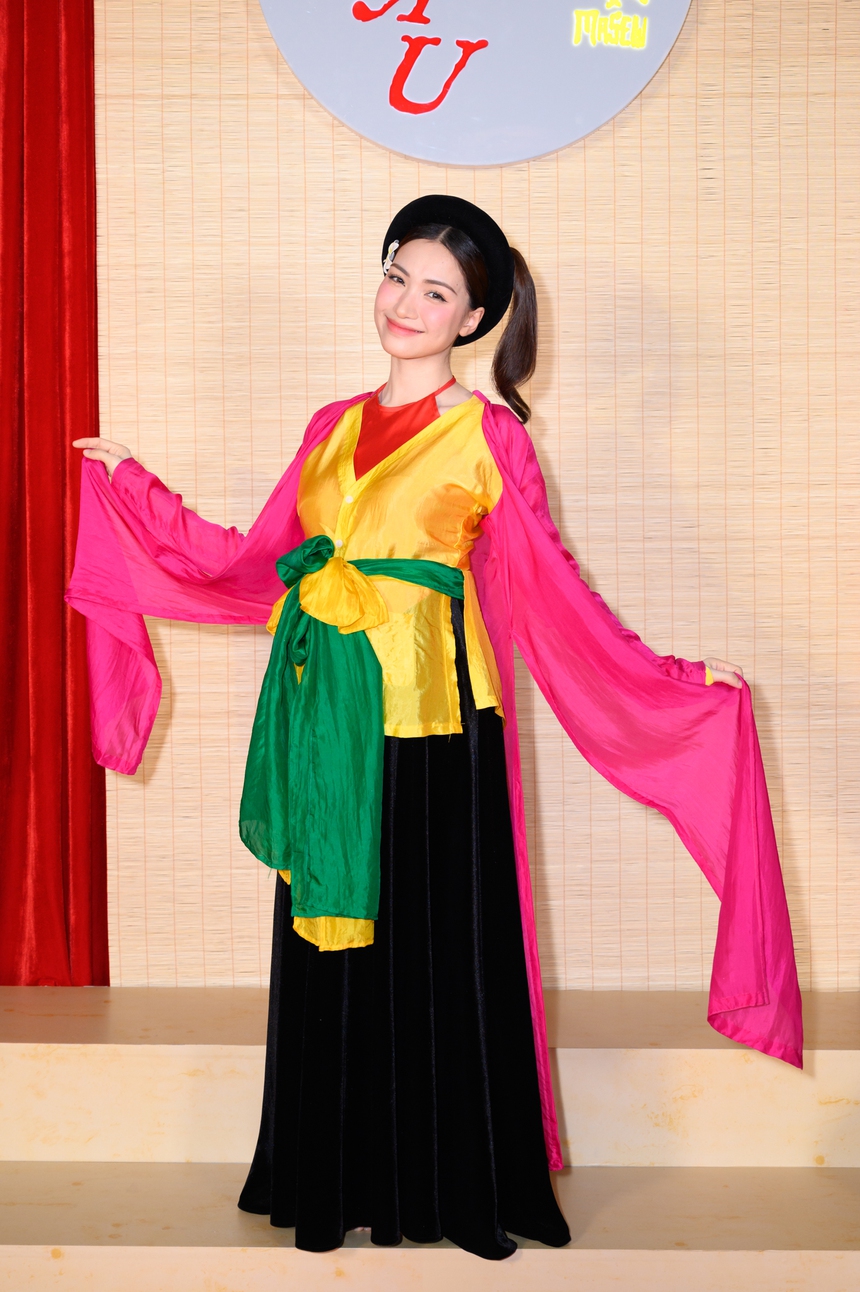 Hòa Minzy thẳng thắn khi bị so sánh với Hoàng Thùy Linh: "Tôi tự tin về nhan sắc, về nét diễn và 'độ điên' của mình!" - Ảnh 10.