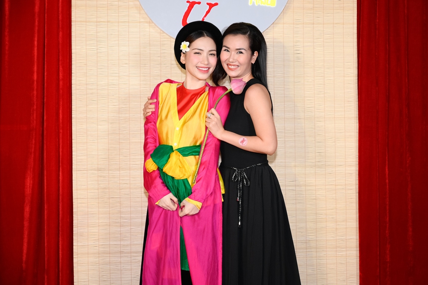 Hòa Minzy thẳng thắn khi bị so sánh với Hoàng Thùy Linh: "Tôi tự tin về nhan sắc, về nét diễn và 'độ điên' của mình!" - Ảnh 7.