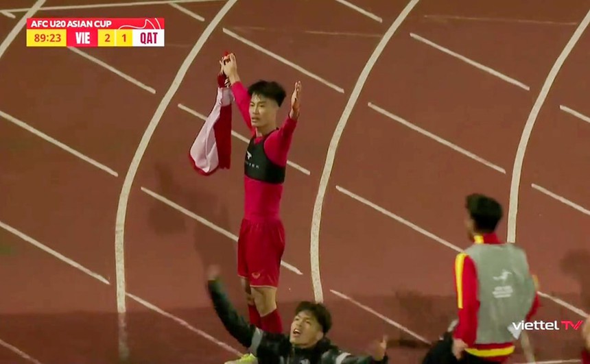 Văn Trường góp công lớn giúp U20 Việt Nam thắng U20 Qatar 2-1 Văn Trường góp công lớn giúp U20 Việt Nam thắng U20 Qatar 2-1