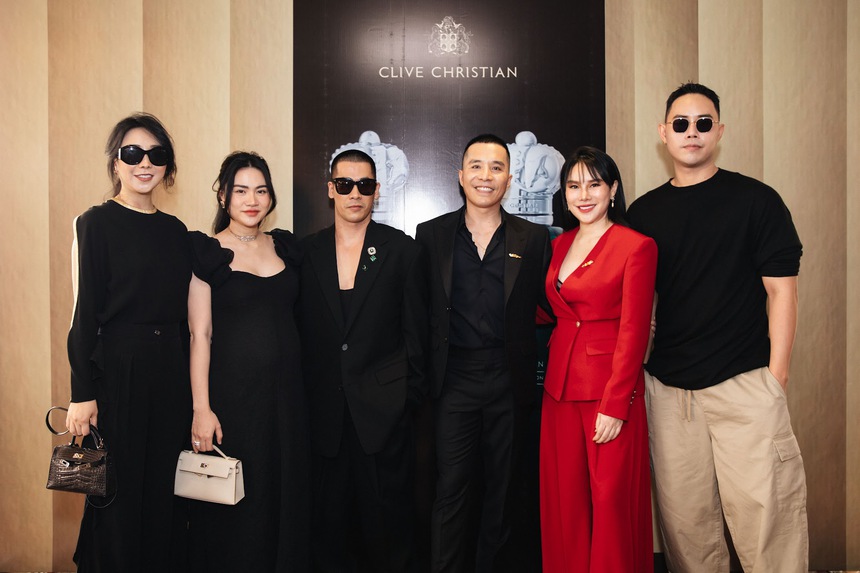 "Thánh địa mùi hương" ViinRiic tổ chức tiệc trà chiều kỉ niệm 15 năm nhà hương đắt nhất hành tinh Clive Christian - Ảnh 2. "Thánh địa mùi hương" ViinRiic tổ chức tiệc trà chiều kỉ niệm 15 năm nhà hương đắt nhất hành tinh Clive Christian - Ảnh 2.