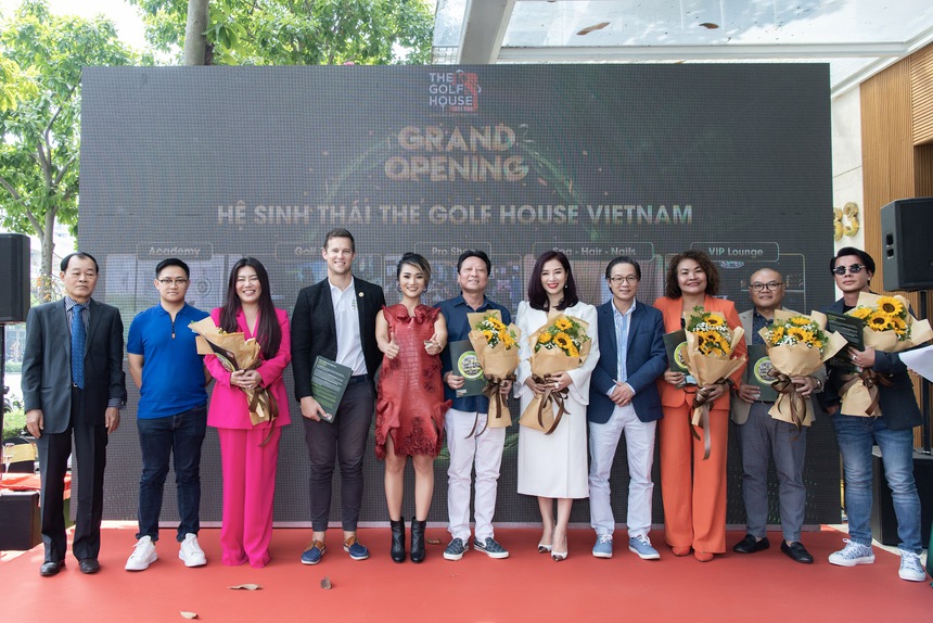 Học viện đào tạo bộ môn thể thao quý tộc tại Việt Nam: Được nữ tay đua chuẩn quốc tế đầu tư, cam kết hoàn lại 100% học phí nếu học viên không đạt được trình độ đầu ra! - Ảnh 3. Học viện đào tạo bộ môn thể thao quý tộc tại Việt Nam: Được nữ tay đua chuẩn quốc tế đầu tư, cam kết hoàn lại 100% học phí nếu học viên không đạt được trình độ đầu ra! - Ảnh 3.