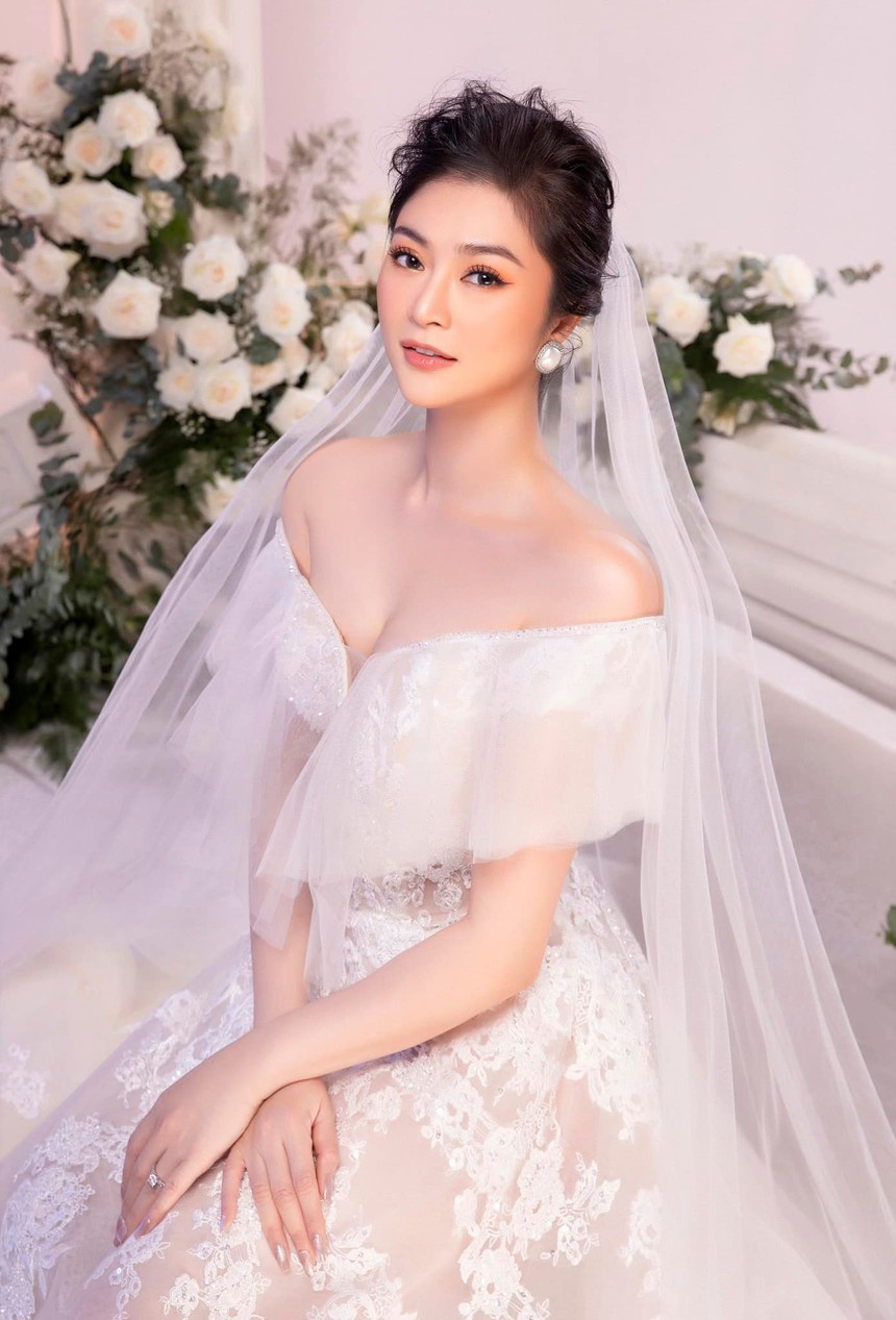 Thanh Trúc lộ vòng 2 lùm lùm và loạt chi tiết nghi có tin vui sau 2 tháng thông báo ngừng đóng phim - Ảnh 6. Thanh Trúc lộ vòng 2 lùm lùm và loạt chi tiết nghi có tin vui sau 2 tháng thông báo ngừng đóng phim - Ảnh 6.